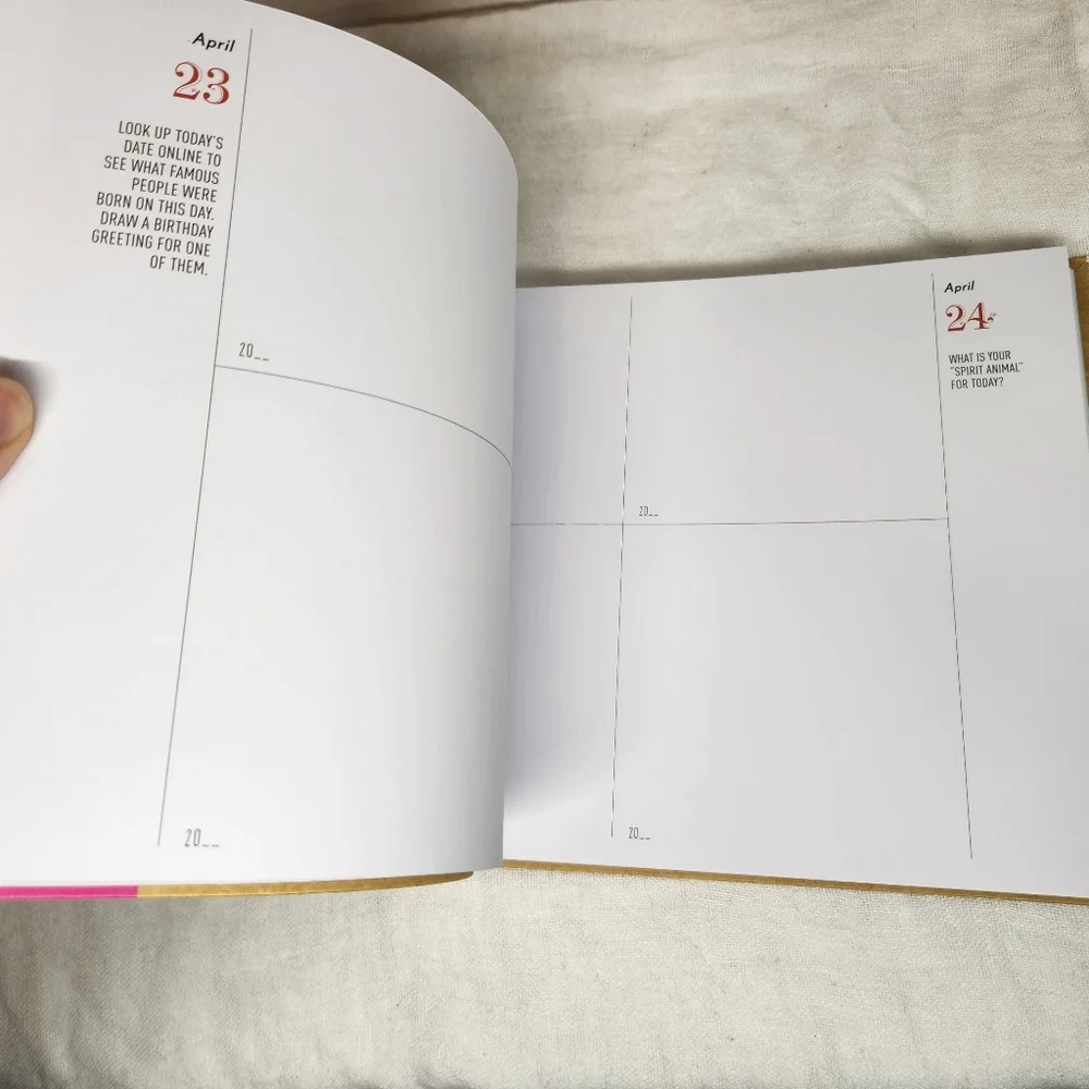 Q&A a Day Creative Journal 365 Days Diary And Sketch Book
